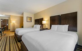 Comfort Inn And Suites Triadelphia Wv 3*