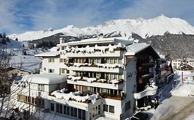 Alpen-comfort-hotel Central  4*