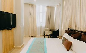 Goldberry Suites And Hotel Cebu