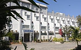 Hotel Sslr ,gangavathi Hampi 3* India