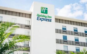 Holiday Inn Express Tegucigalpa 5*