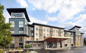 Fairfield Inn & Suites By Marriott West Kelowna  3* Canada