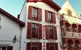 Hôtel Txoko  3*