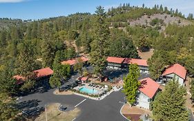 Yosemite Westgate Lodge  3*