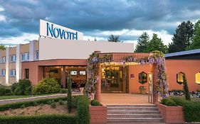 Novotel Macon Nord Autoroute Du Soleil Hotel 4* France