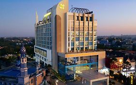 Platinum Hotel & Convention Hall Balikpapan  4*