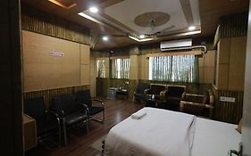 Hotel Himalaya Agartala 3*