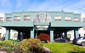 Quality Inn And Suites Waterford Mi 3*