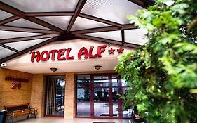 Hotel Alf  2*