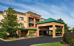 Courtyard By Marriott Maumee 3*