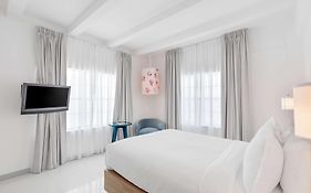 Townhouse Hotel By Luxurban, Trademark Collection By Wyndham