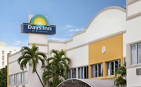 Days Inn Miami Airport North 2*