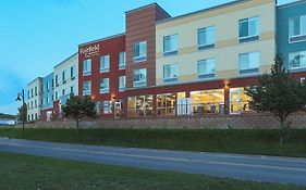 Fairfield Inn & Suites Marquette