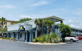 Days Inn By Wyndham Fort Walton Beach  United States