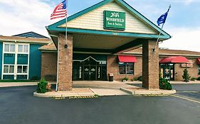 Woodfield Inn And Suites 2*