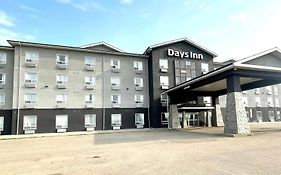 Days Inn By Wyndham Grande Prairie