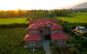 The Country Hills Villa Srinagar (jammu And Kashmir) India