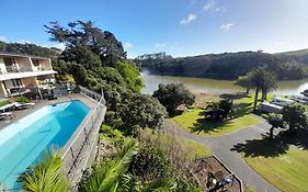 Falls Motel And Waterfront Campground Paihia