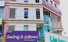 Swing & Pillows - Pj Kota Damansara