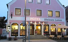 Hotel Weisses Lamm  3*