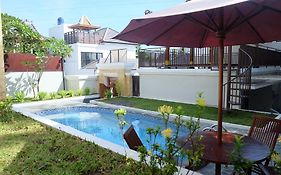 Villa Jogja Grand Bale With Private Pool By Simply Homy