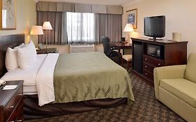 Quality Inn & Suites Montebello Ca 3*