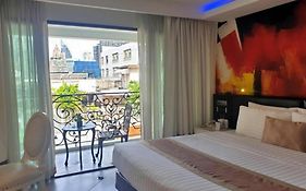 Skyy Hotel Bangkok 4*