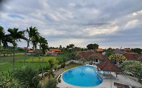 Nipuri Resort And Villas Seminyak By Kamara
