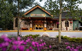 The Lake Louise Inn 3*
