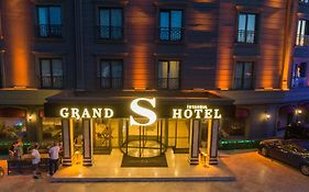 Grand S Hotel  4*