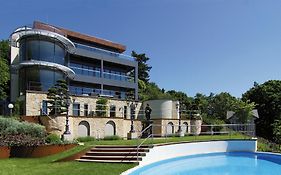 Villa Via Lapis - Panoramablick Uber - Garten - Pool - Sauna - Luxus