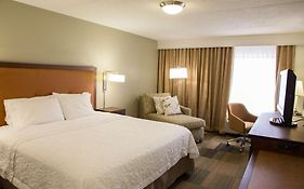 Hampton Inn And Suites Downtown Albany 3*