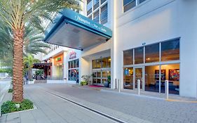 Hampton Inn & Suites By Hilton Miami Downtown/brickell 3*