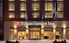 Hilton Garden Inn New York Times Square South 3*