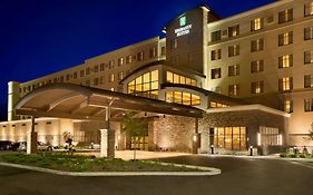 Embassy Suites Akron Canton Airport 4*