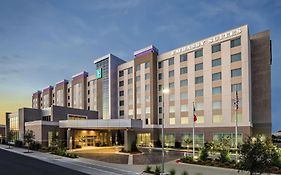 Embassy Suites College Station 4*