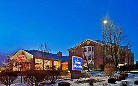 Hampton Inn And Suites Cleveland Independence 3*