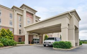 Hampton Inn And Suites Plymouth 3*