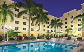Homewood Suites By Hilton Miami Airport West 3*