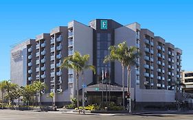 Embassy Suites Hotel Los Angeles International Airport North 3*