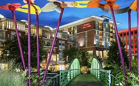 Hampton Inn & Suites Greenville-downtown-riverplace 3*