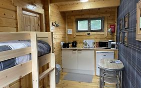 Immaculate Cabin 5 Mins To Inverness Dogs Welcome