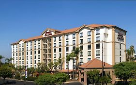 Hampton Inn And Suites Anaheim Ca 3*