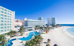 Hotel Krystal Cancun  México
