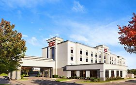 Hampton Inn And Suites New Haven 3*