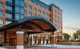 Embassy Suites South Bend 4*