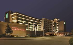 Embassy Suites Omaha-la Vista/hotel & Conference Center