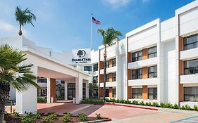 Hilltop Suites Hotel Pomona California
