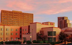 Hampton Suites Denver Tech Center 3*