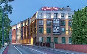 Hotel Hampton By Hilton  3*